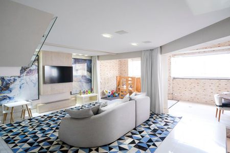 Apartamento à venda com 180m², 3 quartos e 3 vagasSala