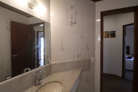 Apartamento para alugar com 350m², 4 quartos e 2 vagasBanheiro Social