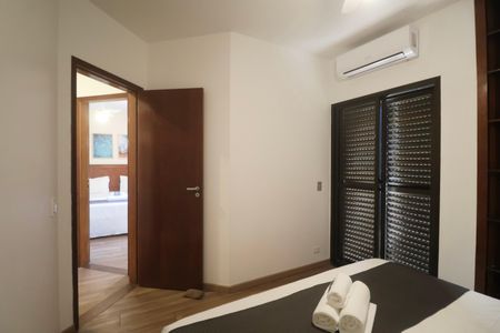 Apartamento para alugar com 350m², 4 quartos e 2 vagasQuarto
