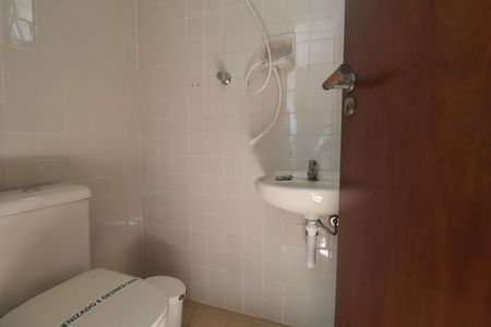 Apartamento para alugar com 350m², 4 quartos e 2 vagasBanheiro de serviço