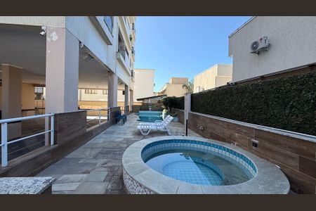 Apartamento para alugar com 350m², 4 quartos e 2 vagasÁrea comum - Piscina