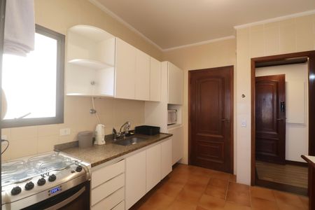 Apartamento para alugar com 350m², 4 quartos e 2 vagasCozinha