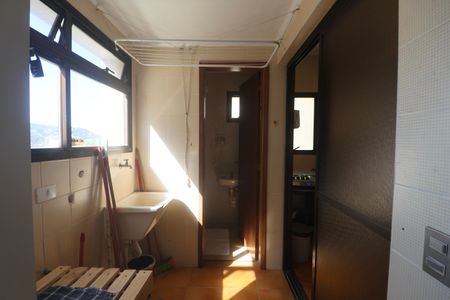 Apartamento para alugar com 350m², 4 quartos e 2 vagasÁrea de Serviço