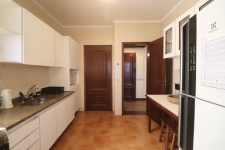 Apartamento para alugar com 350m², 4 quartos e 2 vagasCozinha