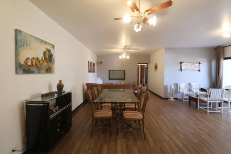 Sala de apartamento para alugar com 4 quartos, 350m² em Loteamento Joao Batista Juliao, Guarujá