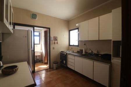 Apartamento para alugar com 350m², 4 quartos e 2 vagasCozinha