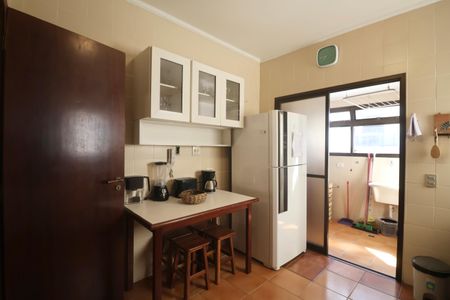 Apartamento para alugar com 350m², 4 quartos e 2 vagasCozinha