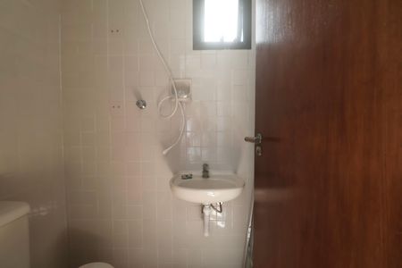 Apartamento para alugar com 350m², 4 quartos e 2 vagasBanheiro de serviço