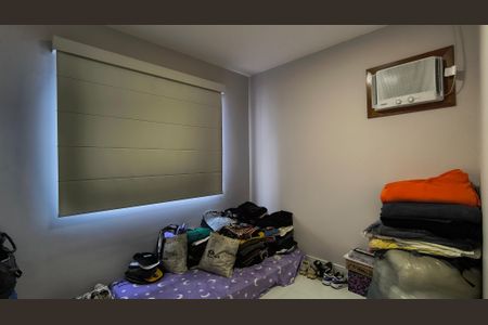 Casa de condomínio à venda com 180m², 3 quartos e sem vaga Casa de condomínio à venda com 180m², 3 quartos e sem vagaQuarto 2