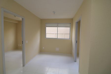 Sala de apartamento para alugar com 2 quartos, 33m² em Parque São Lourenço, São Paulo