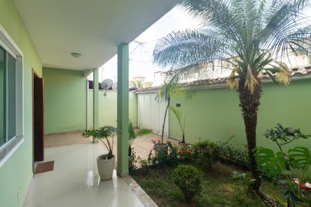 Casa para alugar com 200m², 3 quartos e 4 vagasVaranda