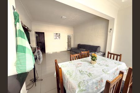 Apartamento à venda com 100m², 2 quartos e sem vagaSala