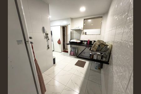 Apartamento à venda com 100m², 2 quartos e sem vagaCozinha