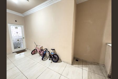 Apartamento à venda com 100m², 2 quartos e sem vagaHall de entrada