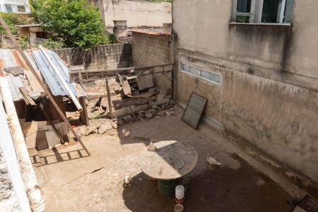 Casa à venda com 364m², 3 quartos e 3 vagas Casa à venda com 364m², 3 quartos e 3 vagasQuintal