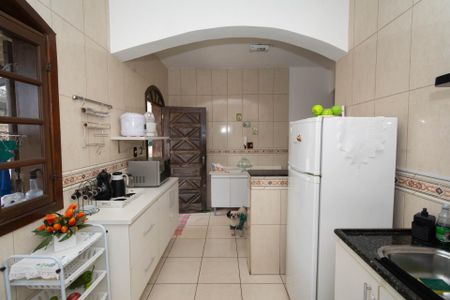 Casa à venda com 364m², 3 quartos e 3 vagas Casa à venda com 364m², 3 quartos e 3 vagasCozinha