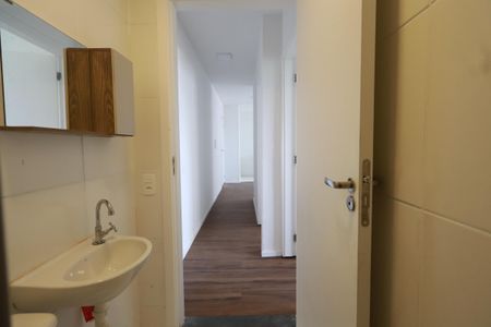 Apartamento para alugar com 43m², 2 quartos e sem vagaBanheiro