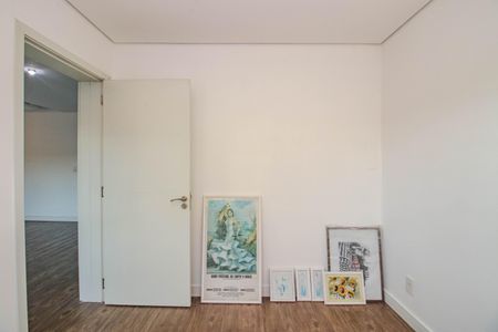 Casa à venda com 330m², 3 quartos e 3 vagas Casa à venda com 330m², 3 quartos e 3 vagasQuarto