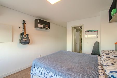 Casa à venda com 330m², 3 quartos e 3 vagas Casa à venda com 330m², 3 quartos e 3 vagasSuíte 2