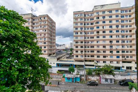 Apartamento à venda com 74m², 2 quartos e 1 vagaVista da Área de Serviço