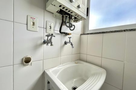 Apartamento à venda com 58m², 2 quartos e 1 vagaÁrea de Serviço