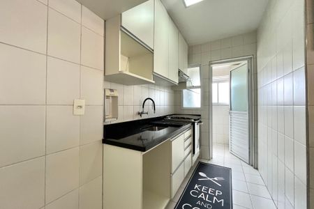 Apartamento à venda com 58m², 2 quartos e 1 vagaCozinha