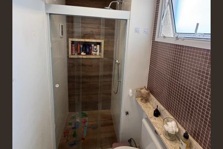 Apartamento para alugar com 54m², 2 quartos e 1 vaga Apartamento para alugar com 54m², 2 quartos e 1 vagaBanheiro da Suíte