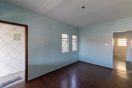 Casa à venda com 250m², 6 quartos e 2 vagasCasa 3 - Sala