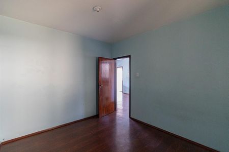 Casa à venda com 250m², 6 quartos e 2 vagasCasa 3 - Quarto 2
