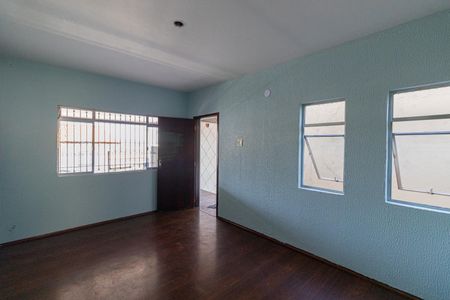 Casa à venda com 250m², 6 quartos e 2 vagasCasa 3 - Sala