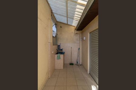 Casa à venda com 250m², 6 quartos e 2 vagasCasa 3 - Área de Serviço