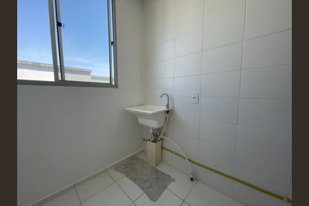 Apartamento para alugar com 44m², 2 quartos e 1 vaga Apartamento para alugar com 44m², 2 quartos e 1 vagaCozinha e Área de Serviço
