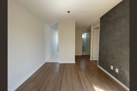 Sala de apartamento para alugar com 2 quartos, 44m² em Parque Ipe, São Paulo