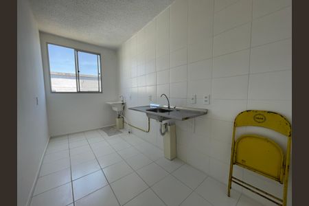 Apartamento para alugar com 44m², 2 quartos e 1 vaga Apartamento para alugar com 44m², 2 quartos e 1 vagaCozinha e Área de Serviço
