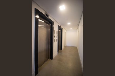 Apartamento para alugar com 65m², 2 quartos e 1 vaga Apartamento para alugar com 65m², 2 quartos e 1 vagaHall de entrada