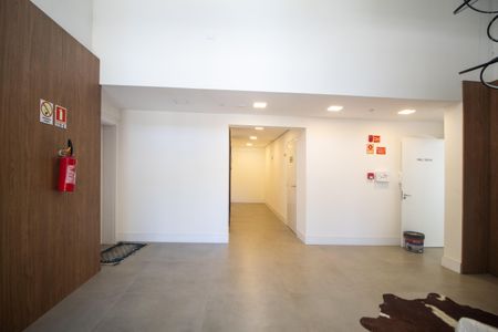 Apartamento para alugar com 65m², 2 quartos e 1 vaga Apartamento para alugar com 65m², 2 quartos e 1 vagaHall de entrada