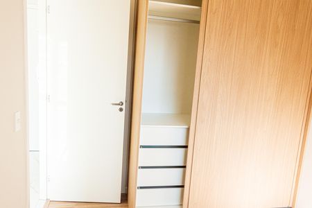 Quarto 1 de apartamento para alugar com 2 quartos, 34m² em Campo Grande, São Paulo