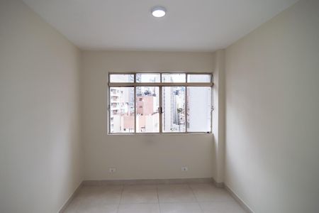 Apartamento para alugar com 26m², 0 quarto e 1 vaga Apartamento para alugar com 26m², 0 quarto e 1 vagaSala/Quarto