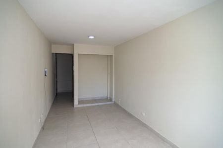 Apartamento para alugar com 26m², 0 quarto e 1 vaga Apartamento para alugar com 26m², 0 quarto e 1 vagaSala/Quarto