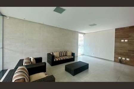 Apartamento para alugar com 70m², 2 quartos e 2 vagasÁrea comum 