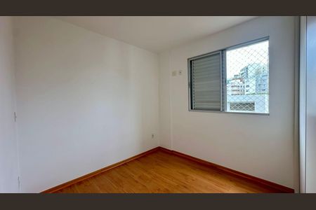 Apartamento para alugar com 70m², 2 quartos e 2 vagasQuarto 