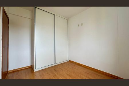 Apartamento para alugar com 70m², 2 quartos e 2 vagasQuarto 