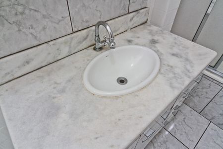Apartamento à venda com 67m², 2 quartos e sem vaga Apartamento à venda com 67m², 2 quartos e sem vagaBanheiro