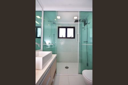 Apartamento à venda com 330m², 4 quartos e 5 vagasBanheiro Suíte  da Cobertura