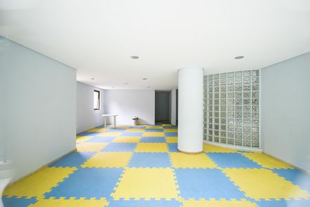 Apartamento à venda com 330m², 4 quartos e 5 vagas Apartamento à venda com 330m², 4 quartos e 5 vagasBrinquedoteca