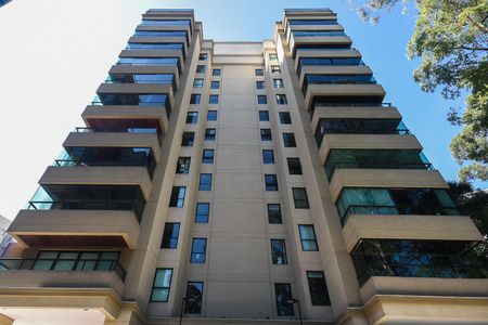 Apartamento à venda com 330m², 4 quartos e 5 vagas Apartamento à venda com 330m², 4 quartos e 5 vagasFachada