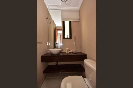 Apartamento à venda com 330m², 4 quartos e 5 vagasLavabo