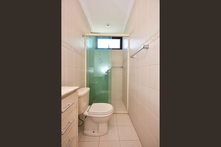 Apartamento à venda com 330m², 4 quartos e 5 vagasBanheiro Suíte 2