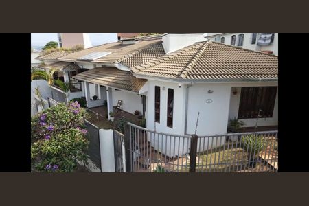 Casa à venda com 343m², 5 quartos e 5 vagas