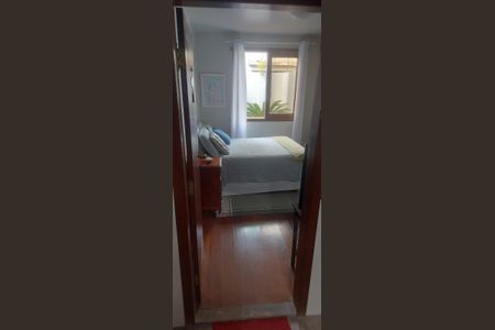 Casa à venda com 343m², 5 quartos e 5 vagas Casa à venda com 343m², 5 quartos e 5 vagasquarto 2